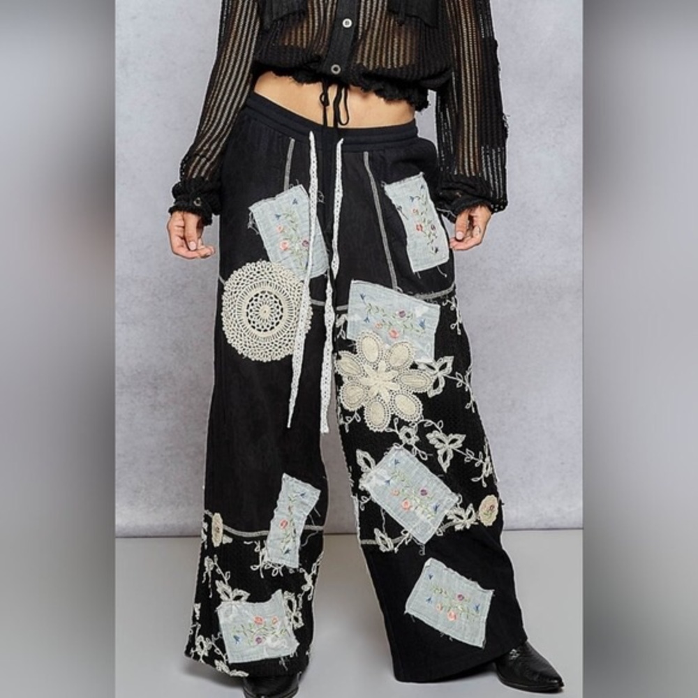 #623 POL Solid lace patch detail woven pants